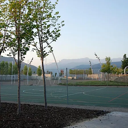 Pre-pyrenees: Privileged Site For Hiking, Excursions And Skiing. Apartamento