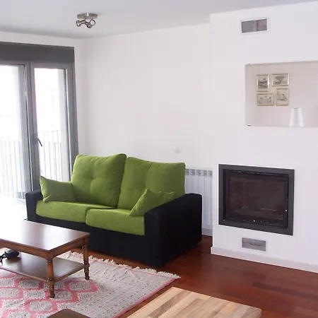 Pre-pyrenees: Privileged Site For Hiking, Excursions And Skiing. Apartamento *